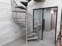 Escalier en colimaçon moderne BOSI Stringer, design flottant, en acier au carbone, finition marbre, élégant et personnalisé, pour intérieur, avec revêtement en poudre
