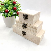 Logo personnalisé petit cadeau boîte en bois bouteille emballage boîtes à bijoux avec serrure boîte cadeau