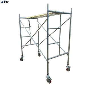 Set completo di ponteggi in acciaio per impieghi gravosi con ringhiera di protezione e morsetti per la costruzione di edifici a più piani - Product Image 6