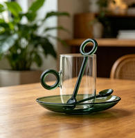 Vente en gros de tasses à café en verre borosilicate personnalisées, tasses à boissons chaudes et froides avec soucoupe