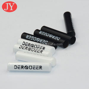 Aglet rond personnalisé en tube de couleur or brillant avec logo 3D en relief et extrémité plate pour sweat-shirt, usine de vêtements de marque - Product Image 5