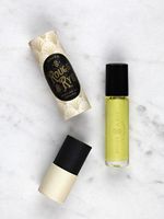 Boîte en tube de papier rond à bords roulés personnalisés avec insert en EVA pour l'emballage de cadeaux de Saint-Valentin, d'huiles essentielles, de soins de la peau et de parfums