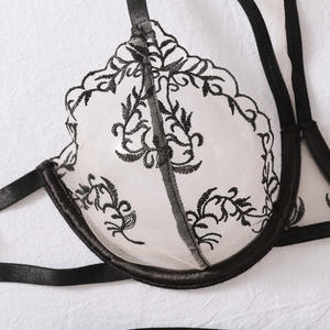 Ultra ince şeffaf dantel iç çamaşırı kadın seksi egzotik fransız nakış 3-Piece firma jartiyer tanga setleri olgun toptan - Product Image 4