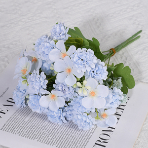 Bouquet e Composizioni di Fiori Artificiali di Tendenza, Fiori in Seta Perfetti per il Tuo Soggiorno e Tavolo da Pranzo, Super Fotogenici - Product Image 6