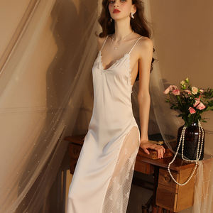 Haute qualité Sexy chemise de nuit pour les femmes Satin dentelle séduisante vêtements de nuit femmes Sexy <span class=keywords><strong>nuisette</strong></span> femmes glace soie <span class=keywords><strong>longue</strong></span> <span class=keywords><strong>dos</strong></span> <span class=keywords><strong>nu</strong></span> vêtements de maison - Product Image 6