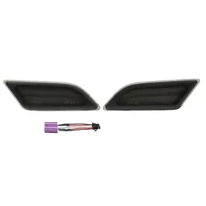 梅赛德斯2012-14 W204 LCI C250的烟熏镜头琥珀色全LED前侧标记灯套件