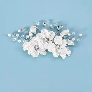 Tiara de joyería para mujer, tocado de oro claro, accesorios nupciales para boda, peine para el cabello con perlas de diamantes de imitación