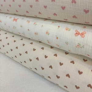 Tissu en gaze de coton naturel, texture froissée douce et plissée, pour couverture d'emmaillotage pour bébé et production de vêtements légers - Product Image 4