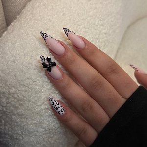 <span class=keywords><strong>Uñas</strong></span> <span class=keywords><strong>Postizas</strong></span> a Granel, Color Rosa Nude, con Borde Irregular Desgarrado, Degradado 3D con Flores Rosas, <span class=keywords><strong>Uñas</strong></span> <span class=keywords><strong>Postizas</strong></span> Cortas en Forma de Almendra - Product Image 4