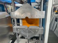 SGK modèle la machine automatique de douille d'expansion de tuyau en plastique pour le tuyau de PVC
