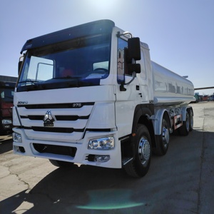 Camion-citerne à carburant <span class=keywords><strong>d</strong></span>'<span class=keywords><strong>occasion</strong></span> 8x4 de 10000 à 40000 litres à bas prix à vendre - Product Image 2