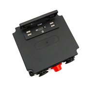 Boîtier d'alimentation miniature 12V avec interrupteur de batterie, prises et connecteurs