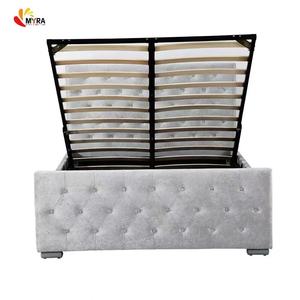 <span class=keywords><strong>Elegante</strong></span> Sofá <span class=keywords><strong>Cama</strong></span> Blanco con Diseño de Botones y Estructura de <span class=keywords><strong>Cama</strong></span> Estilo Princesa Californiana de SHENGFANG - Product Image 1