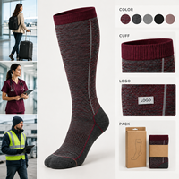 Chaussettes de compression sportives bordeaux avec tableau de mesure du mollet, manchette plus large, bout plat, soutien gradué, ajustement parfait, échantillon approuvé