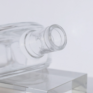Bouteille à liqueur en <span class=keywords><strong>verre</strong></span> en forme de pont arqué, carafe à spiritueux de luxe en <span class=keywords><strong>cristal</strong></span> transparent pour <span class=keywords><strong>whisky</strong></span>, brandy, vodka, emballage personnalisé - Product Image 3