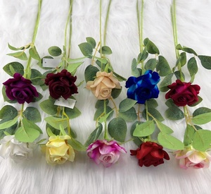 Hesper Wholesale Suppliers Long Stem Faux Red Roses Floral Velvet Roses Artificial Flower Rose for Home Wedding Party Decor - Product Image 5