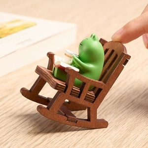 Fauteuil à bascule grenouille, décoration japonaise mignonne et apaisante, petite décoration de bureau, décoration de tableau de bord de voiture - Product Image 1