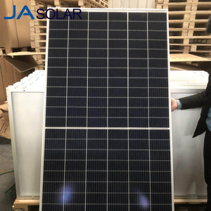 Precio barato <span class=keywords><strong>JA</strong></span> 540W 550W 585W 600W panel <span class=keywords><strong>solar</strong></span> del almacén de China panel <span class=keywords><strong>solar</strong></span> negro con tejas - Product Image 3