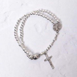 Pulsera de Rosario Completa con Cruz de San Benito Magnética y Cuentas de Acero Inoxidable Clásicas, Joyería Católica - Product Image 2