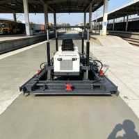 Niveleuse laser à béton autopropulsée de haute précision Paramount Plus avec moteur et engin pour une pose efficace de sols en béton