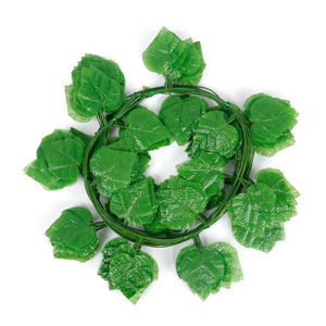 Hojas y Enredaderas Artificiales de Uva de 200 cm, Decoración de Pared para Exteriores, Flor de Seda de Alta Simulación para Bodas y Decoración del Hogar - Product Image 1