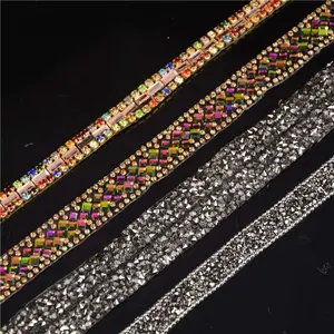 SJ-L00052 SHANGJIN Bán Buôn Sửa Chữa Nóng Băng New Fancy Thiết Kế Truyền Nhiệt Rhinestone Tape Cho Quần Áo