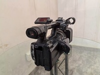 Caméra Full HD d'occasion Son-y HDR-AX2000E pour la prise de vue vidéo