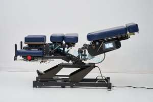 Automatisch Verstellbarer Chiropraktik-Tisch LCD-Touchsystem Becken-Traktions-Massagetisch - Product Image 4