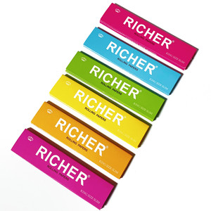 กระดาษมวนบุหรี่ RICHER บรรจุภัณฑ์สีสันสดใส กระดาษชนิดพิเศษรีไซเคิลได้ ผลิตในประเทศจีน - Product Image 1