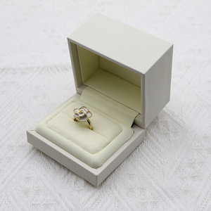 Biểu Tượng Tùy Chỉnh Cao cấp Đồ Trang Sức Bao Bì Hiển Thị Hộp Da Trắng Vòng Đeo Tay <span class=keywords><strong>Bangle</strong></span> Mặt Dây Chuyền Vòng Cổ Hộp Đồ Trang Sức Màu Đen Hộp - Product Image 2