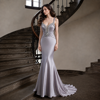 Robe de soirée trompette en satin gris platine, bretelles perlées, décolleté plongeant en V, traîne froncée effet soleil, pour bal de promo, concours de beauté, soirée, sur mesure