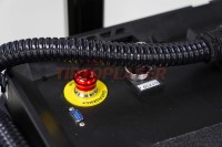 Les machines de nettoyage au laser à fibre pulsée empilables de 500 W sont utilisées pour éliminer la peinture du bois, la rouille du métal et les taches d'huile.