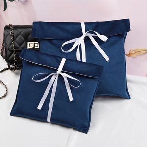 Bolsa de Regalo de Terciopelo Sintético Suave al por Mayor, Bolsa con Solapa Personalizada para Ropa, Bolsos, Carteras, Zapatos, Pelucas, Embalaje Reutilizable y Portátil - Product Image 5