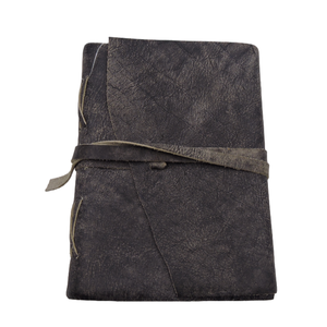 Carnet de notes en cuir A5 rustique personnalisé, relié, gris, non ligné, rechargeable, fait main, cadeau en cuir pour écrivains - Product Image 1