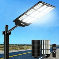 Lampe solaire de rue tout-en-un super lumineuse 12000W 7000K, étanche IP66 avec capteur de mouvement intégré et télécommande pour extérieur