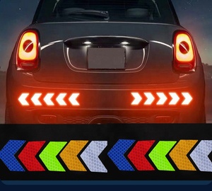 Pegatinas Reflectantes para Automóviles, Reflectores de Advertencia de Seguridad Universales para Automóviles, Tiras Decorativas Reflectantes para Carrocería de Vehículos, Cinta Reflectante, 10 Piezas - Product Image 3