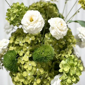 Sphère florale artificielle luxueuse verte et blanche, centre de table de mariage et décoration intérieure - Product Image 4