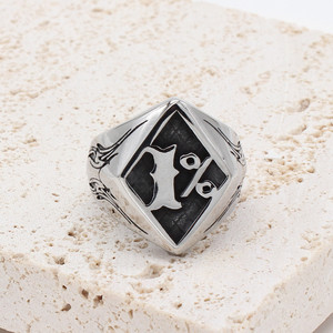 Anillos de <span class=keywords><strong>Boda</strong></span> de Acero Inoxidable Estilo Punk Gótico Vintage al por Mayor para Hombre, Joyería Yiyigo - Aniversario y Compromiso - Product Image 4