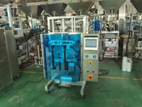 Machine d'emballage automatique de liquides pour lessive, sauces, pâtes, confitures, ketchup et jus en sachets/poches