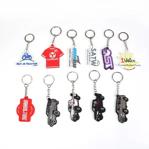 Großhandel Mini-Gummi-Figur mit Kiefern Karikatur Sakura Schlüsselanhänger individueller Edelstahl-Schlüsselanhänger