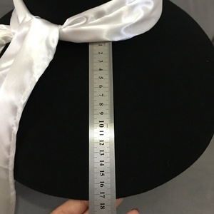 Deluxe 100% feltro di lana elegante spettacolo di festa abbassa la signora femminile 17.5cm cappello a tesa larga corona rotonda eventi rigidi moda donna cappello - Product Image 4