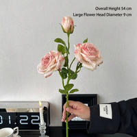 Französischer Künstlicher Rosenstrauß mit Verbrannten Kanten, Seidenblumen mit Mehreren Köpfen für Hochzeits- und Heimdekoration