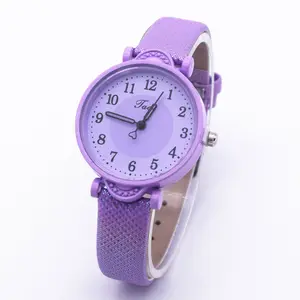 YuSa646 Wholesale 2024 custom logo ladies watches luxury newest women custom logo silicone strap quartz watch