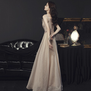 S3981L Nouvelle robe de soirée élégante à manches bouffantes, style reine, col en <span class=keywords><strong>V</strong></span>, entièrement recouverte de paillettes brillantes, entièrement recouverte de paillettes - Product Image 4