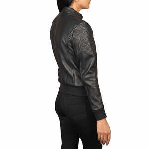 Chaqueta Bomber de Piel de Oveja Negra Hecha a Mano de Lujo para Mujer, Forro de Satén, Cierres YKK, Ajuste Premium, Relleno de Algodón - Product Image 3
