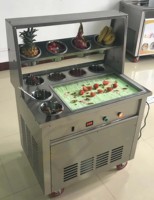 Machine automatique de petit pain de crème glacée frite par casserole plate des ventes directes avec le bouton automatique de dégivrage
