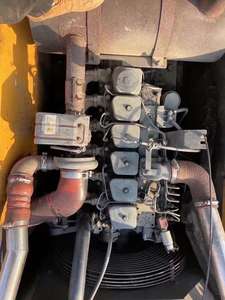 Pelle hydraulique sur chenilles Hyundai 220LC-9S d'occasion Modèle 2022 Moteur diesel de 22 tonnes avec moteur de pompe à boîte de vitesses et composants principaux - Product Image 5