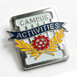 Badge croix personnalisé en émail dur, emblème métallique plaqué argent pour souvenir d'événement universitaire, de club ou scolaire - Product Image 5
