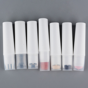 Tubes en plastique vides pour crème visage OEM 30ml 50ml 60ml avec applicateur en métal, éponge en silicone et masseur en zinc - Product Image 4