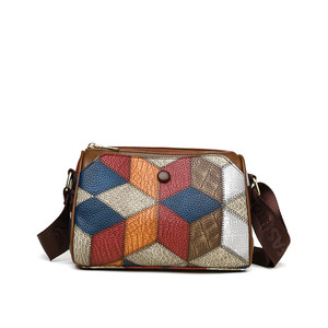 Nuova Borsa Cilindrica Trendy 2025 in Similpelle, Ampia e Piccola, Versatile. Può Essere Portato Diagonale su Qualsiasi Superficie - Product Image 2